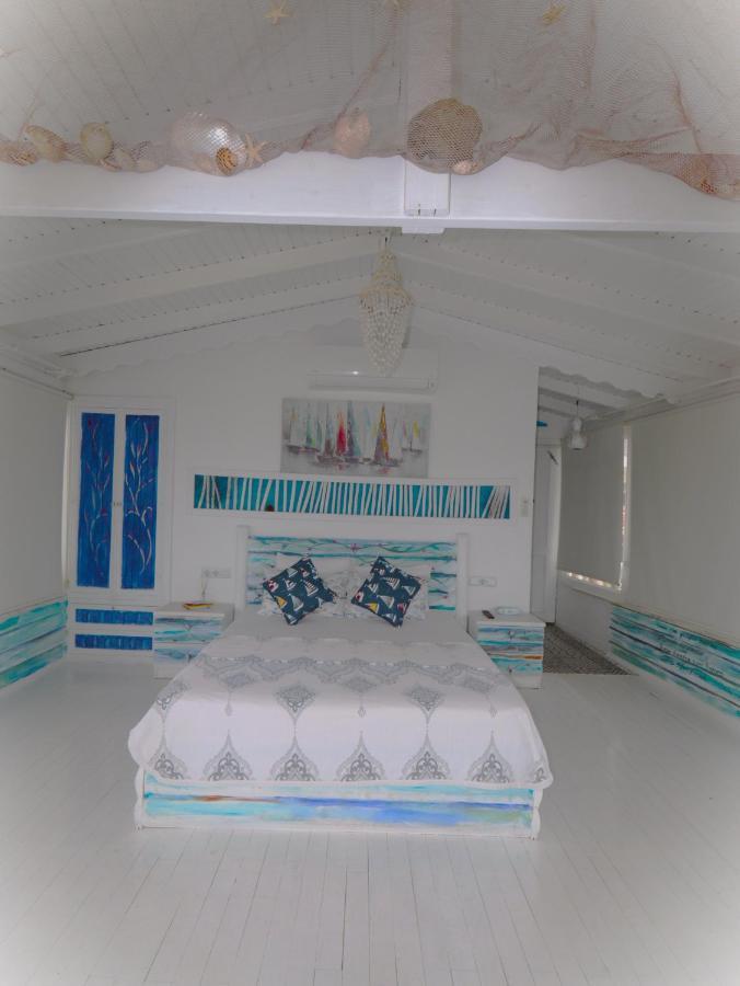Denizkizi Butik Otel Küçükkuyu Ngoại thất bức ảnh