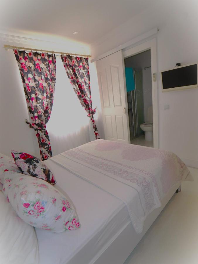 Denizkizi Butik Otel Küçükkuyu Ngoại thất bức ảnh