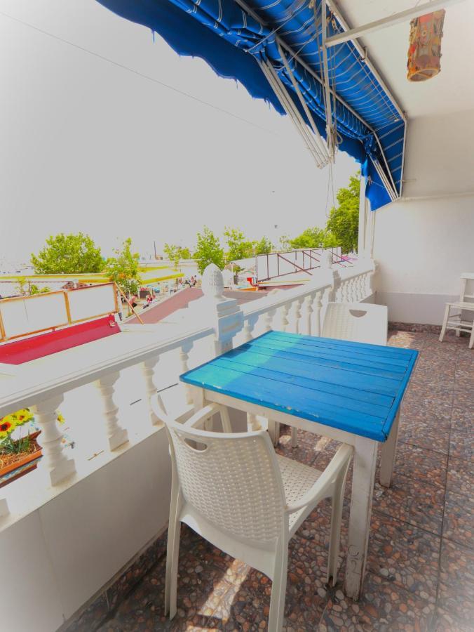 Denizkizi Butik Otel Küçükkuyu Ngoại thất bức ảnh