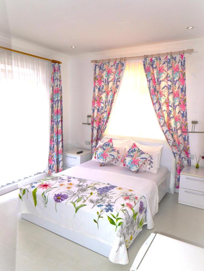 Denizkizi Butik Otel Küçükkuyu Ngoại thất bức ảnh